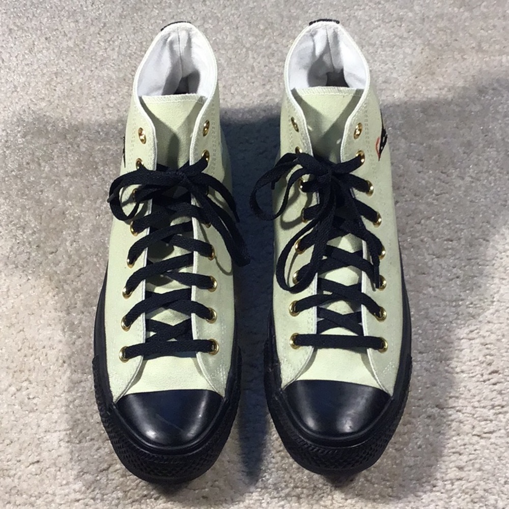 Converse Mariposa in great condition